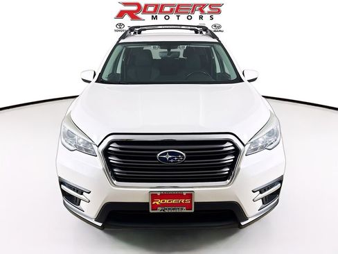 Used 2019 Subaru Ascent Premium AWD/4WD image 2