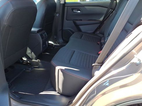 Used 2025 Nissan Rogue SV w/ Rock Creek Premium Package image 13