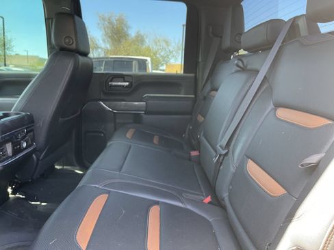 Used 2023 GMC Sierra 2500 AT4 w/ Gooseneck/5TH Wheel Package AWD/4WD image 9