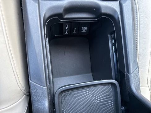 Used 2018 Honda CR-V Touring image 32