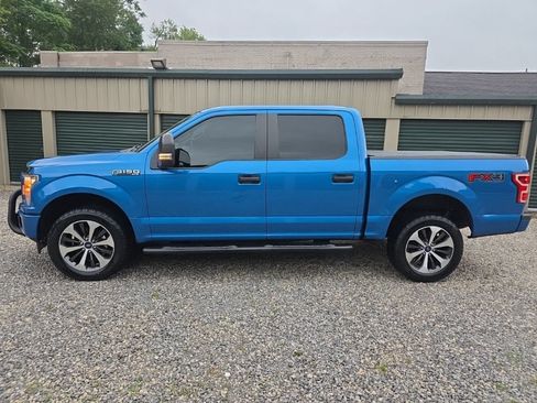 Used 2020 Ford F150 XL w/ Equipment Group 101A Mid AWD/4WD image 3