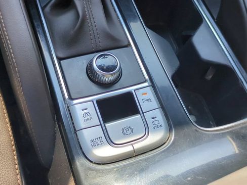 Used 2022 Kia Telluride SX w/ Towing Package FWD image 22