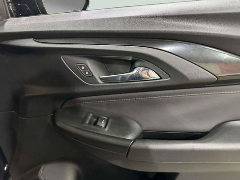 Used 2021 Chevrolet TrailBlazer RS w/ Sun and Liftgate Package FWD image 40