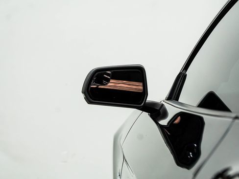 Used 2017 Ford Mustang GT Premium image 13