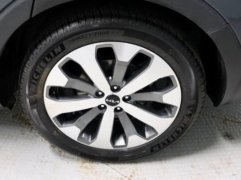 Used 2022 Kia Telluride EX w/ EX Premium Package image 20