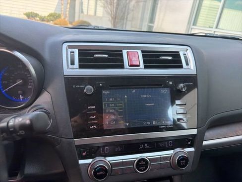 Used 2015 Subaru Outback 3.6R Limited image 5