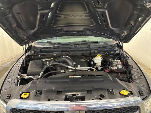 Used 2017 RAM 1500 ST w/ SXT Appearance Group image 31