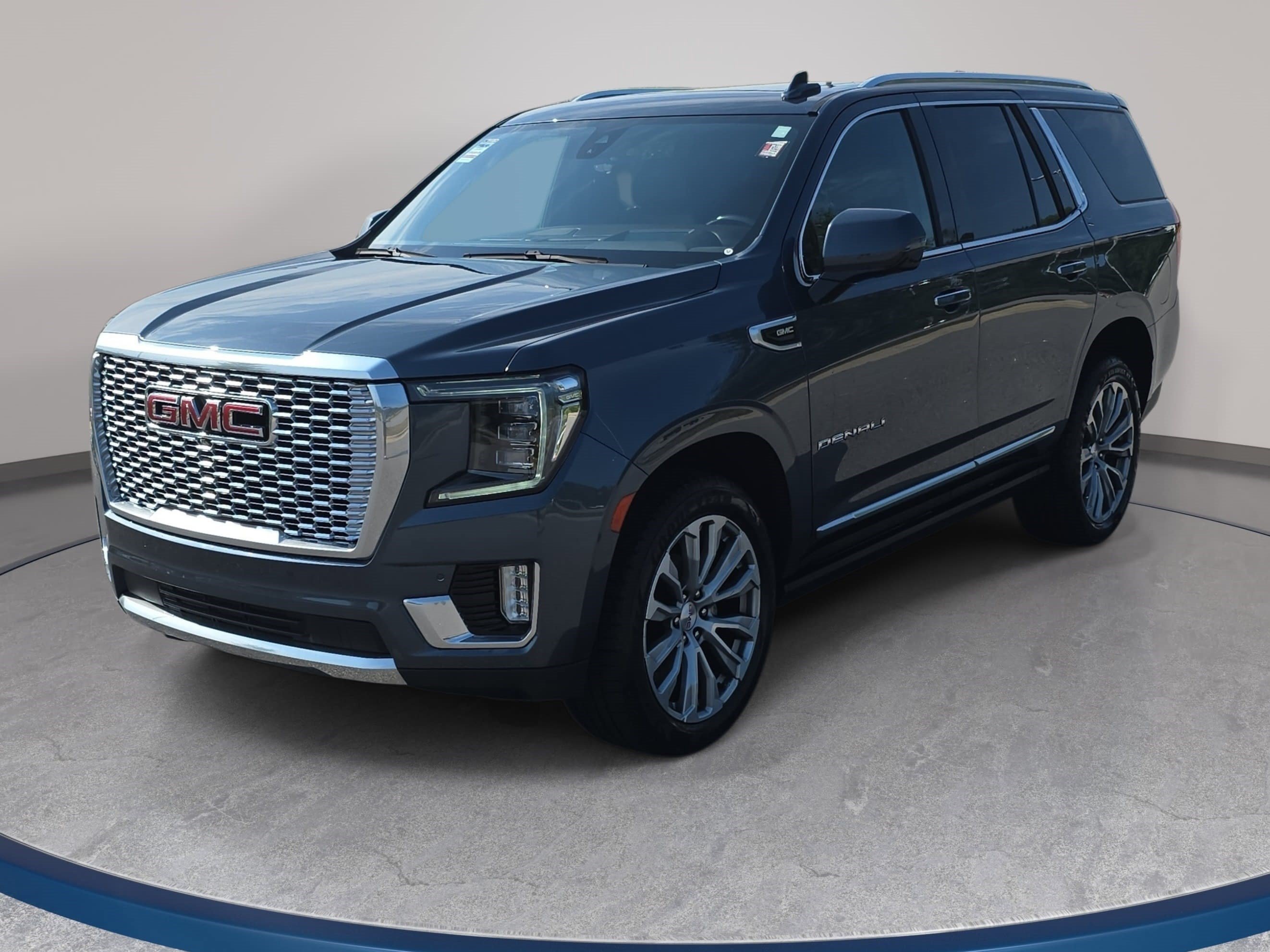 Used 2021 GMC Yukon Denali w/ Denali Premium Package RWD image 1