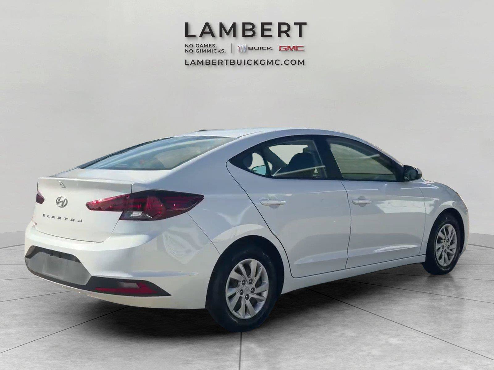 Used 2020 Hyundai Elantra SE w/ Cargo Package (C1) FWD image 5
