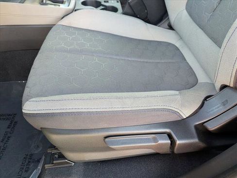 Used 2025 Subaru Forester AWD/4WD image 11