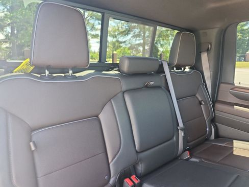 Certified 2024 GMC Sierra 3500 Denali AWD/4WD image 11