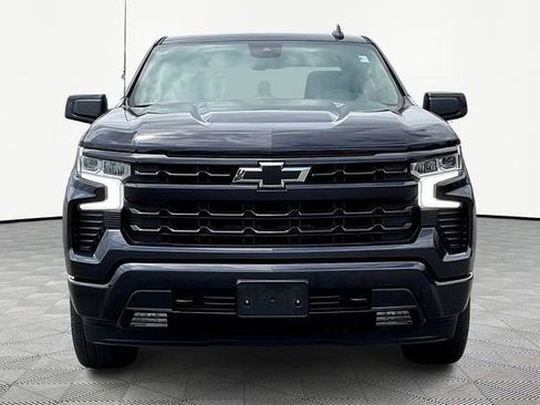 Used 2024 Chevrolet Silverado 1500 RST image 2