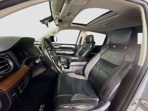 Certified 2018 Toyota Tundra Limited AWD/4WD image 14