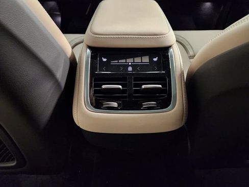 New 2026 Volvo XC90 B6 Ultra w/ Protection Package AWD/4WD image 29