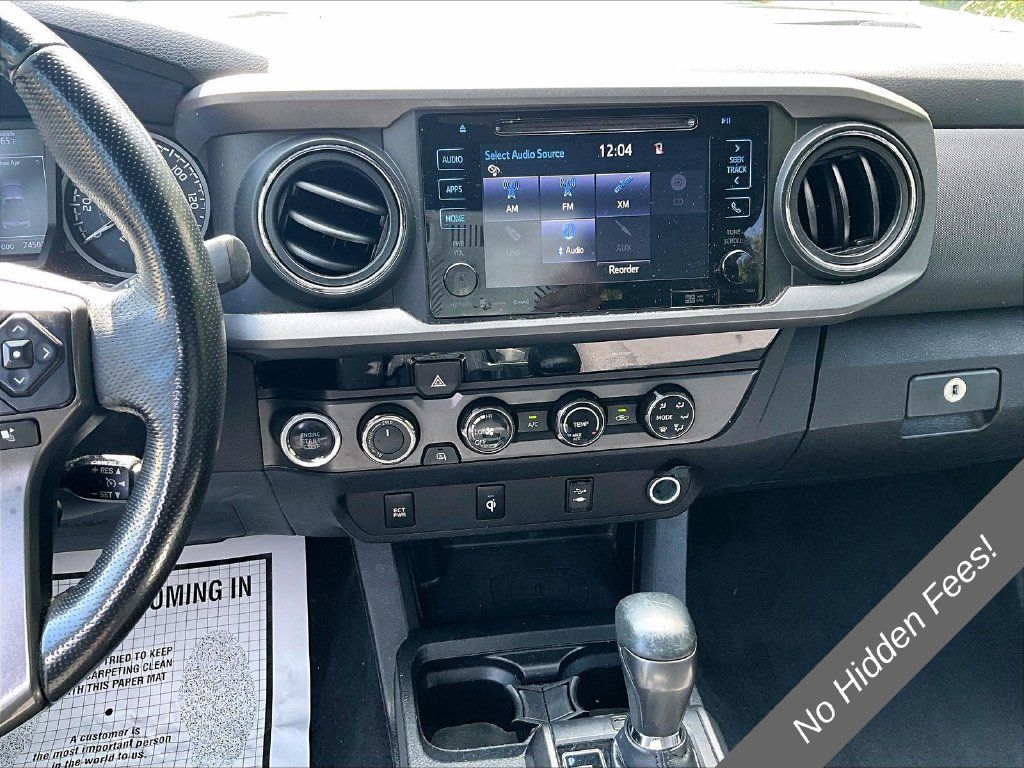 Used 2017 Toyota Tacoma TRD Sport w/ Tow Package (A/T) AWD/4WD image 6