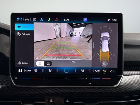 New 2026 Volkswagen Golf image 28