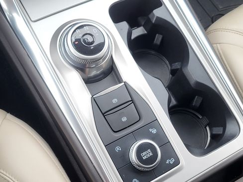 Used 2020 Ford Explorer Platinum AWD/4WD image 20
