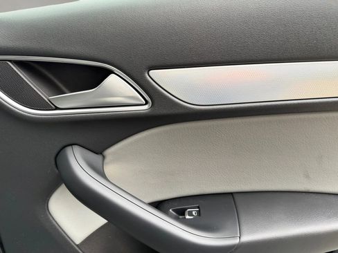 Used 2018 Audi Q3 2.0T Premium Plus image 39