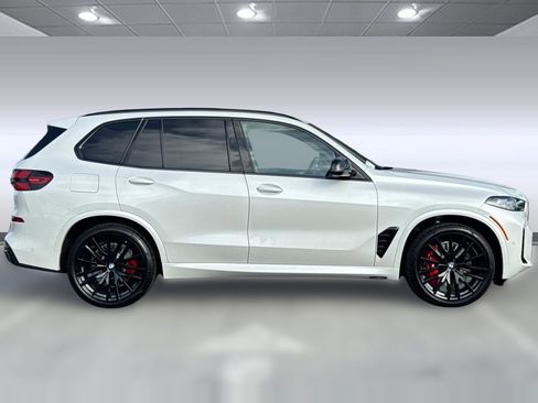 New 2026 BMW X5 M60i image 7