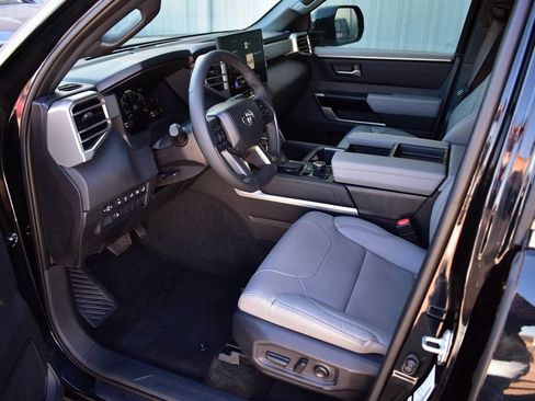Used 2026 Toyota Tundra Limited image 19