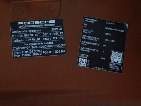 Used 2023 Porsche Macan S AWD/4WD image 97
