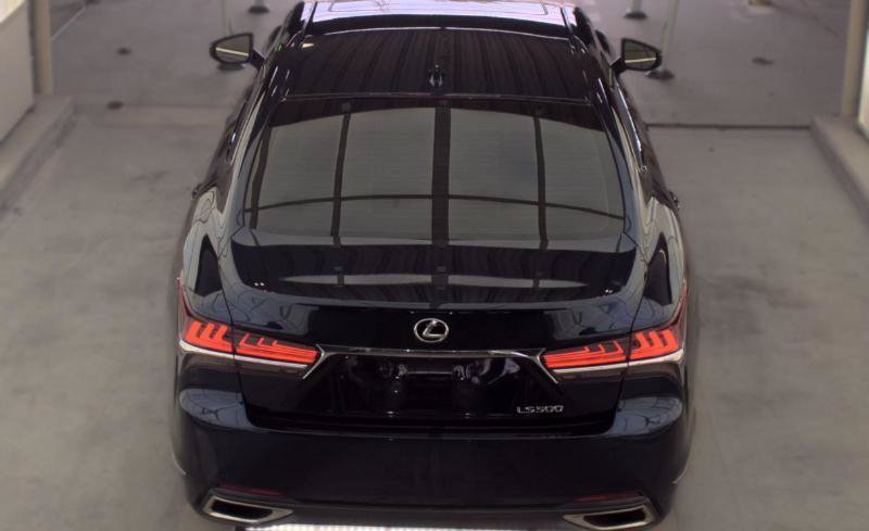 Used 2020 Lexus LS 500 w/ Interior Upgrade Package RWD image 6