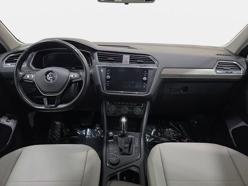 Used 2019 Volkswagen Tiguan SEL w/ 3rd Row Seat Package AWD/4WD image 10