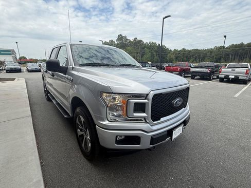 Used 2019 Ford F150 XL w/ Equipment Group 101A Mid AWD/4WD image 9