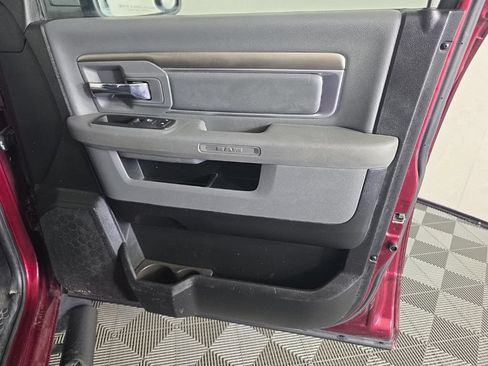 Used 2019 RAM 1500 Big Horn AWD/4WD image 40