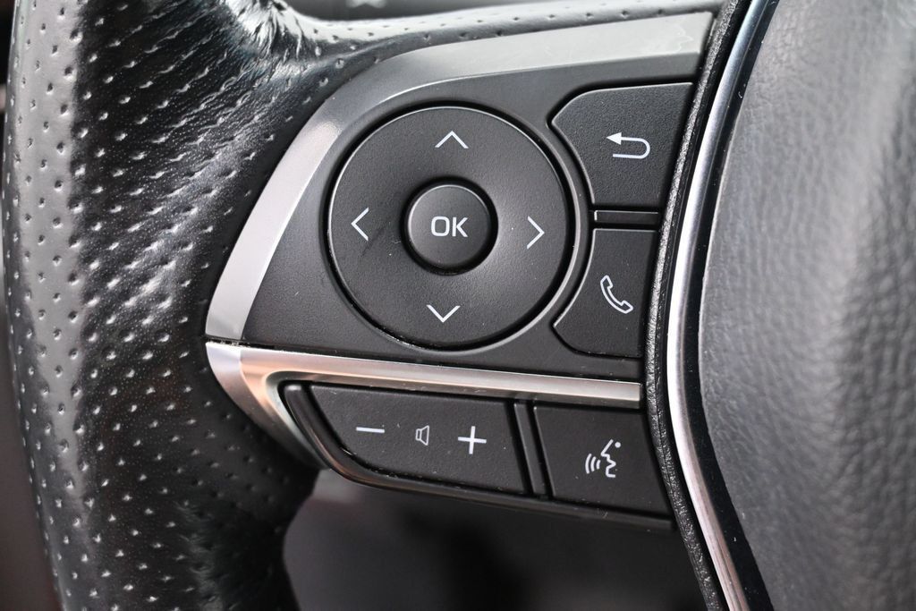 Certified 2021 Toyota Avalon Limited w/ Advanced Safety Package FWD image 17