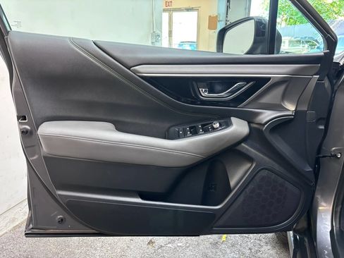 Used 2020 Subaru Outback Onyx Edition XT AWD/4WD image 19