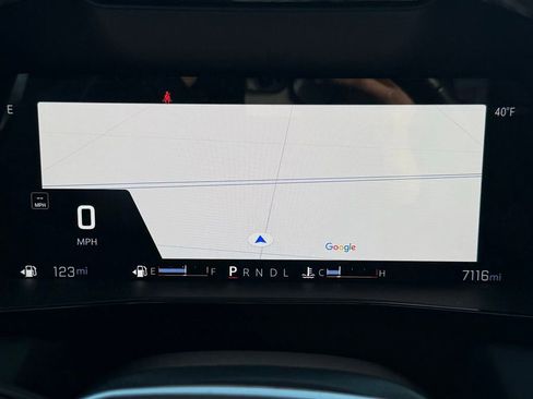 Used 2024 Chevrolet Colorado LT w/ LT Convenience Package image 30