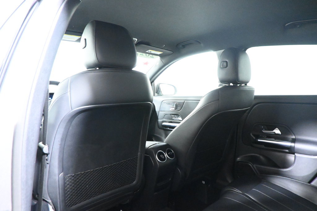 Used 2023 Mercedes-Benz GLA 250 4MATIC image 30