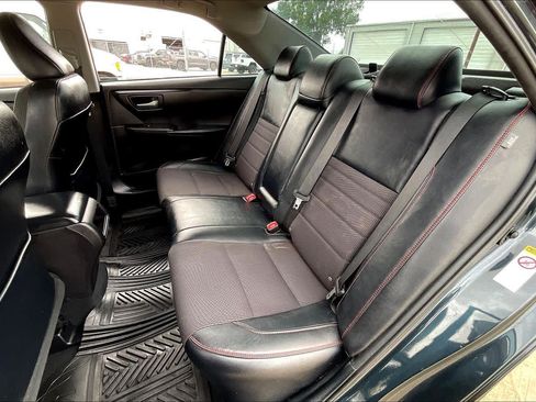 Used 2017 Toyota Camry LE FWD image 18