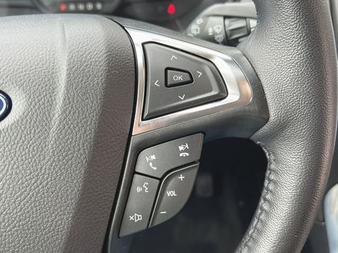 Used 2023 Ford Edge Titanium AWD/4WD image 26