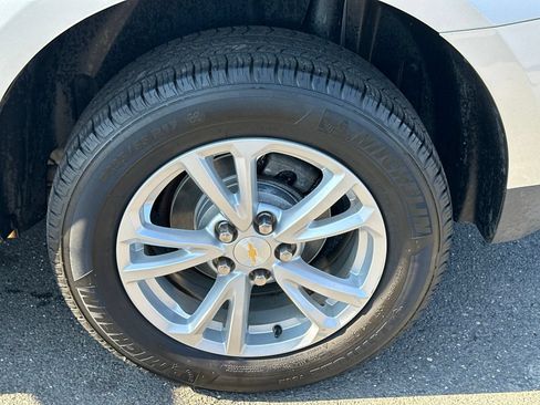 Used 2016 Chevrolet Equinox LT w/ Convenience Package AWD/4WD image 10