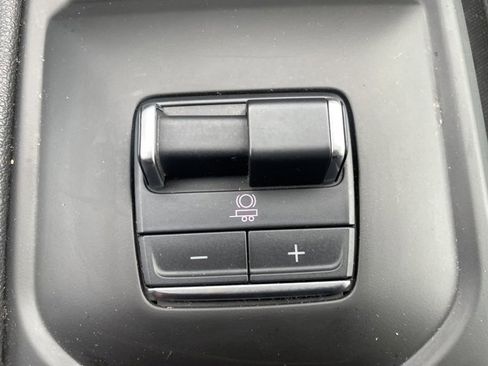 Used 2024 GMC Sierra 2500 AT4 w/ AT4 Premium Plus Package image 26