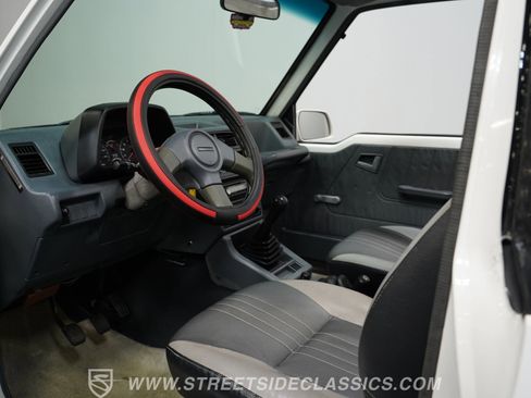 Used 1990 Geo Tracker 4x4 image 4