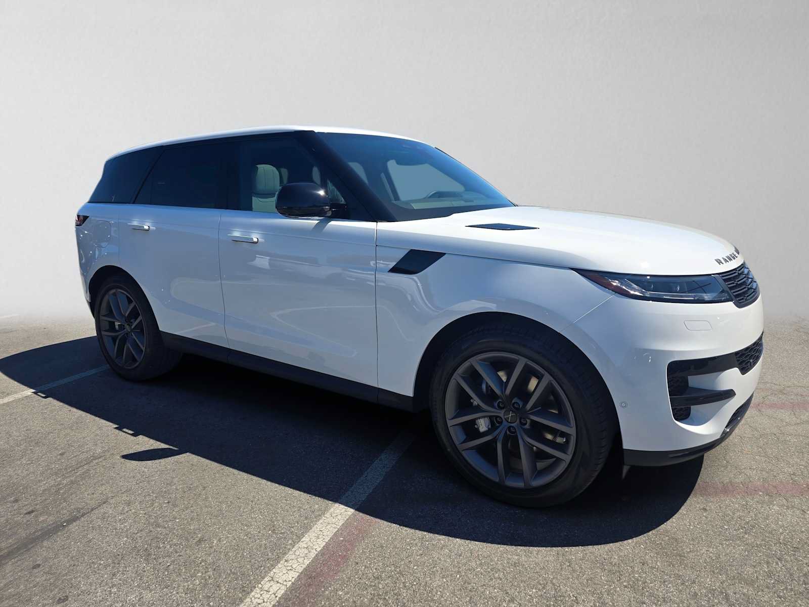 New 2026 Land Rover Range Rover Sport SE AWD/4WD image 7