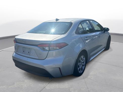 Used 2024 Toyota Corolla LE FWD image 6