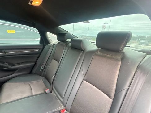 Used 2020 Honda Accord Sport image 4
