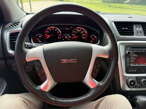 Used 2017 GMC Acadia Limited SLT FWD image 18