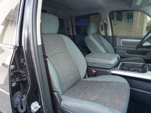 Used 2018 RAM 1500 Big Horn AWD/4WD image 26