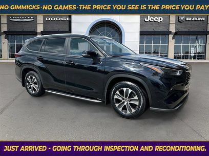 Used 2024 Toyota Highlander XLE