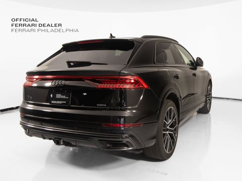 Used 2023 Audi Q8 Prestige AWD/4WD image 7