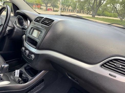 Used 2012 Dodge Journey SXT w/ Popular Equipment Group image 28