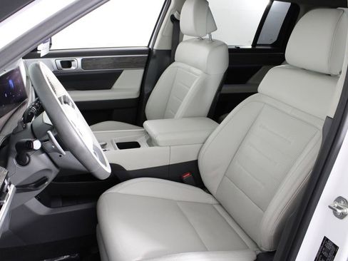 Used 2024 Hyundai Santa Fe Calligraphy image 19