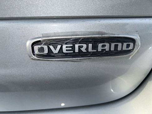 New 2024 Jeep Grand Cherokee Overland w/ Advanced Protech Group III AWD/4WD image 22