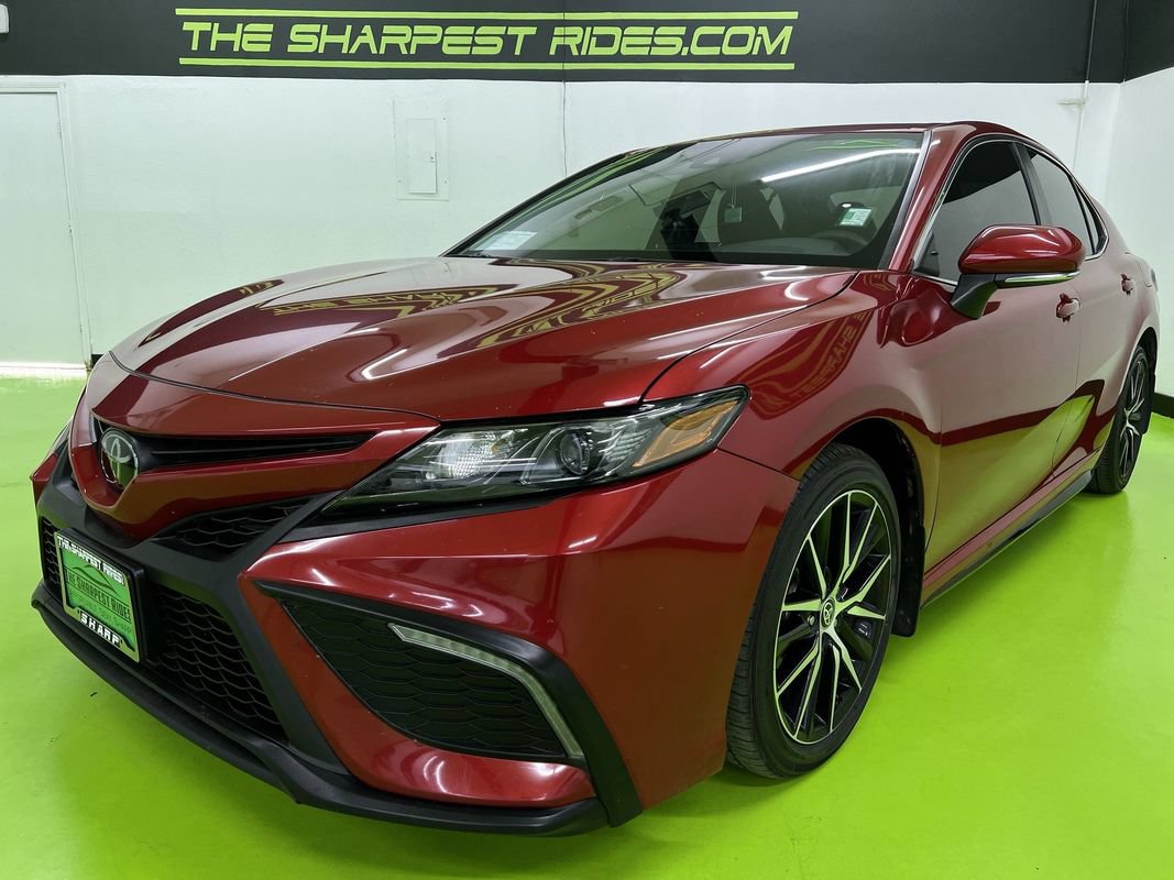 Used 2023 Toyota Camry SE w/ Convenience Package FWD image 5