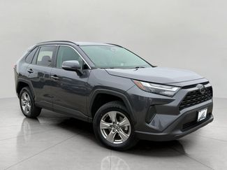 Used 2025 Toyota RAV4 XLE AWD/4WD video 1